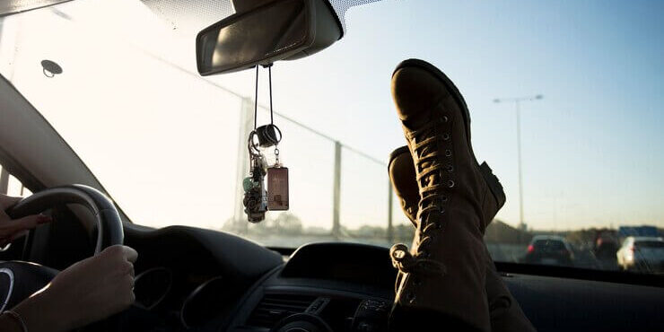 A influência dos vidros na acústica do interior do carro | Blind Auto Vidros